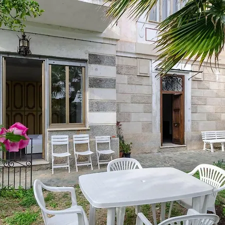 Hintown In Con Giardino